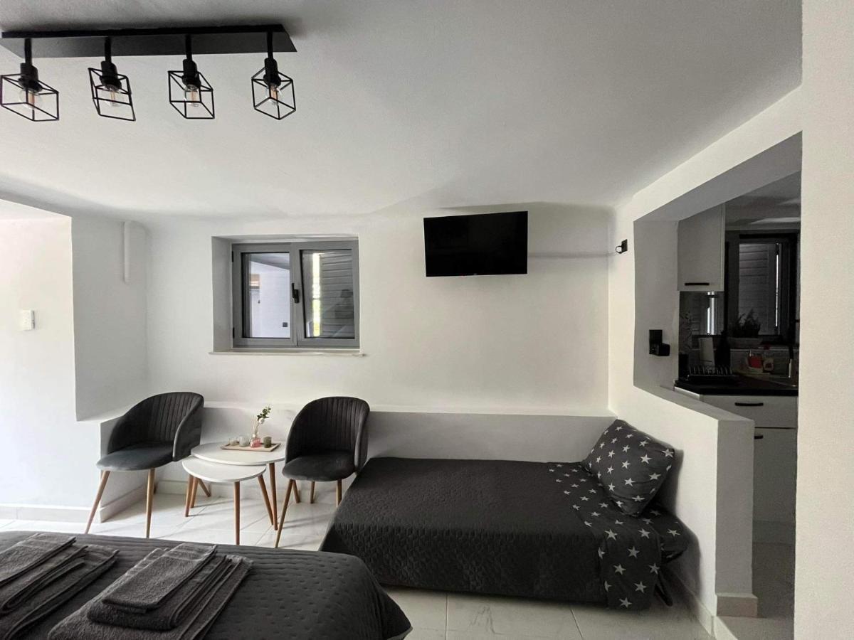 Riviera-melrod-athens Appartement